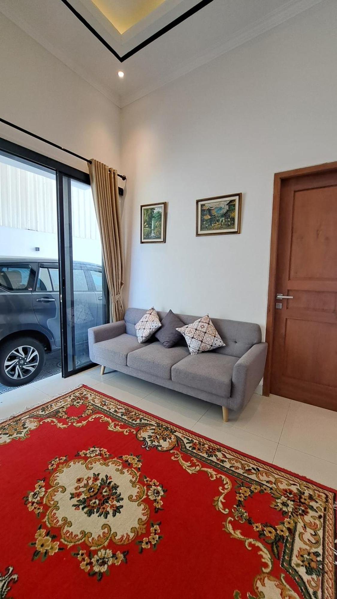 Family Homestay Near Malioboro Yogyakarta Exterior foto